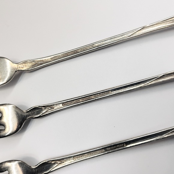 FLOWER FLEUR DE LUCE COMMUNITY ONEIDA‎ SET OF 5 SEAFOOD COCKTAIL FORKS - Picture 8 of 8